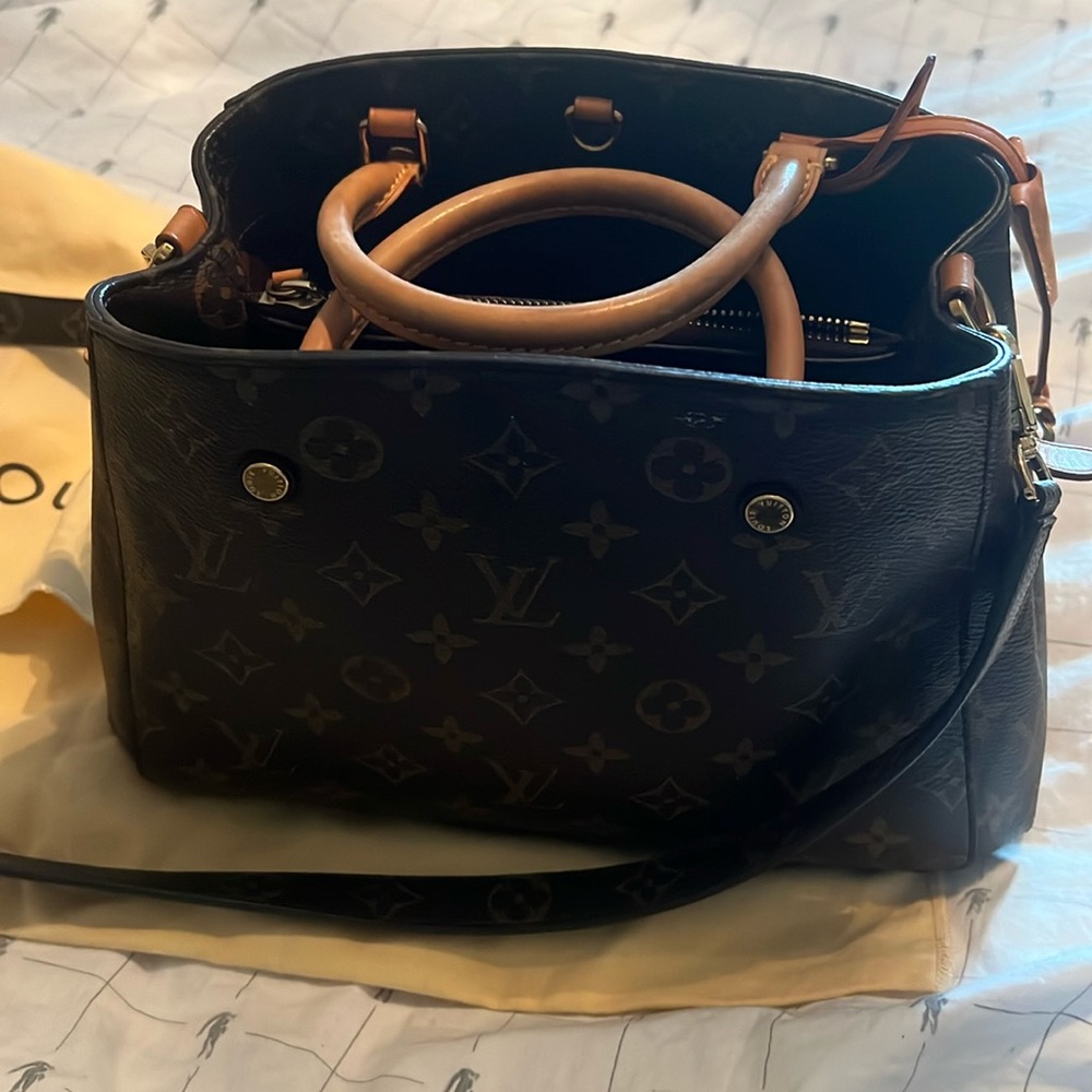 Louis Vuitton authentic Montaigne Bag